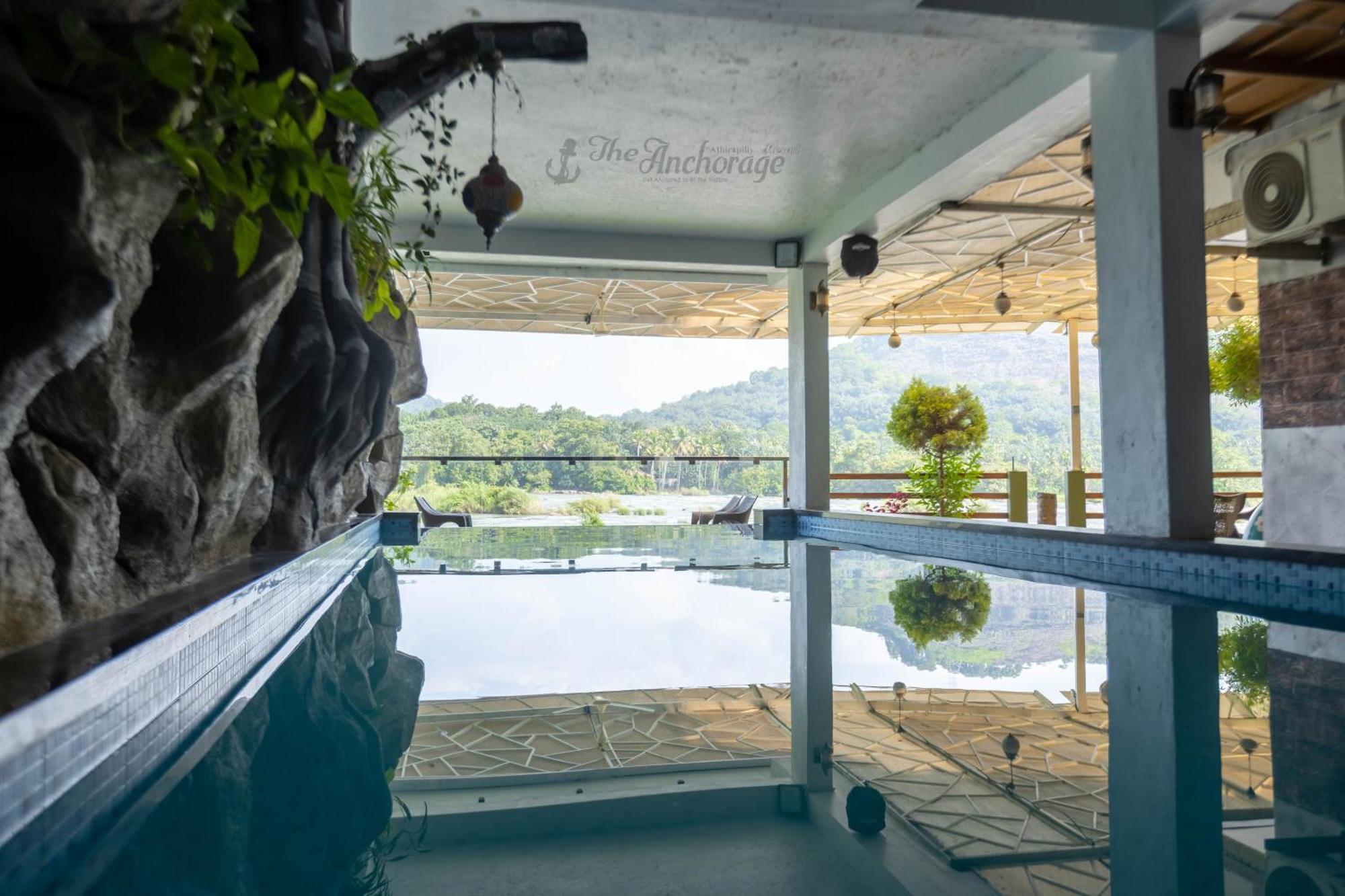 The Anchorage Athirapilly Resort Athirappilly Exterior foto